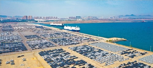 遼港集團(tuán)2月商品車外貿(mào)業(yè)務(wù)量飆升83%，大連汽車產(chǎn)業(yè)動力澎湃